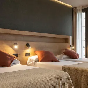 Maison d'hôtes Fontanella By Bcn Urban ***
